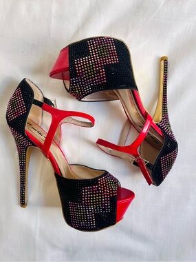 ALBA platform black and red rhinestone high heels 8.5